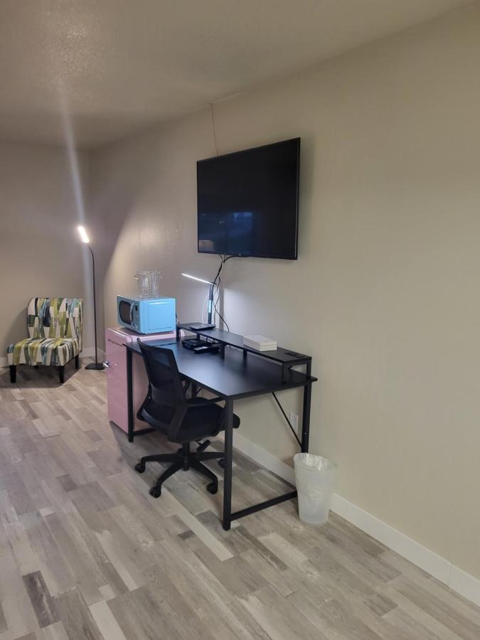 Red Fox Inn And Suites Waverly Esterno foto