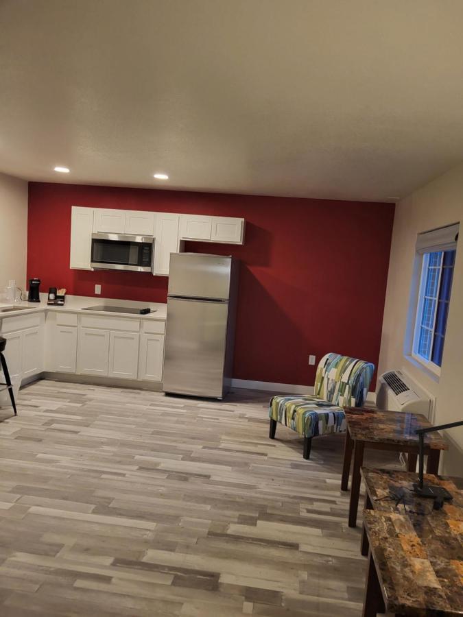Red Fox Inn And Suites Waverly Esterno foto